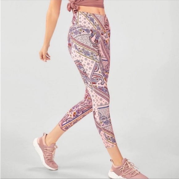 Fabletics PowerHold High-Waisted Capri Paisley Sport L - Picture 8 of 8